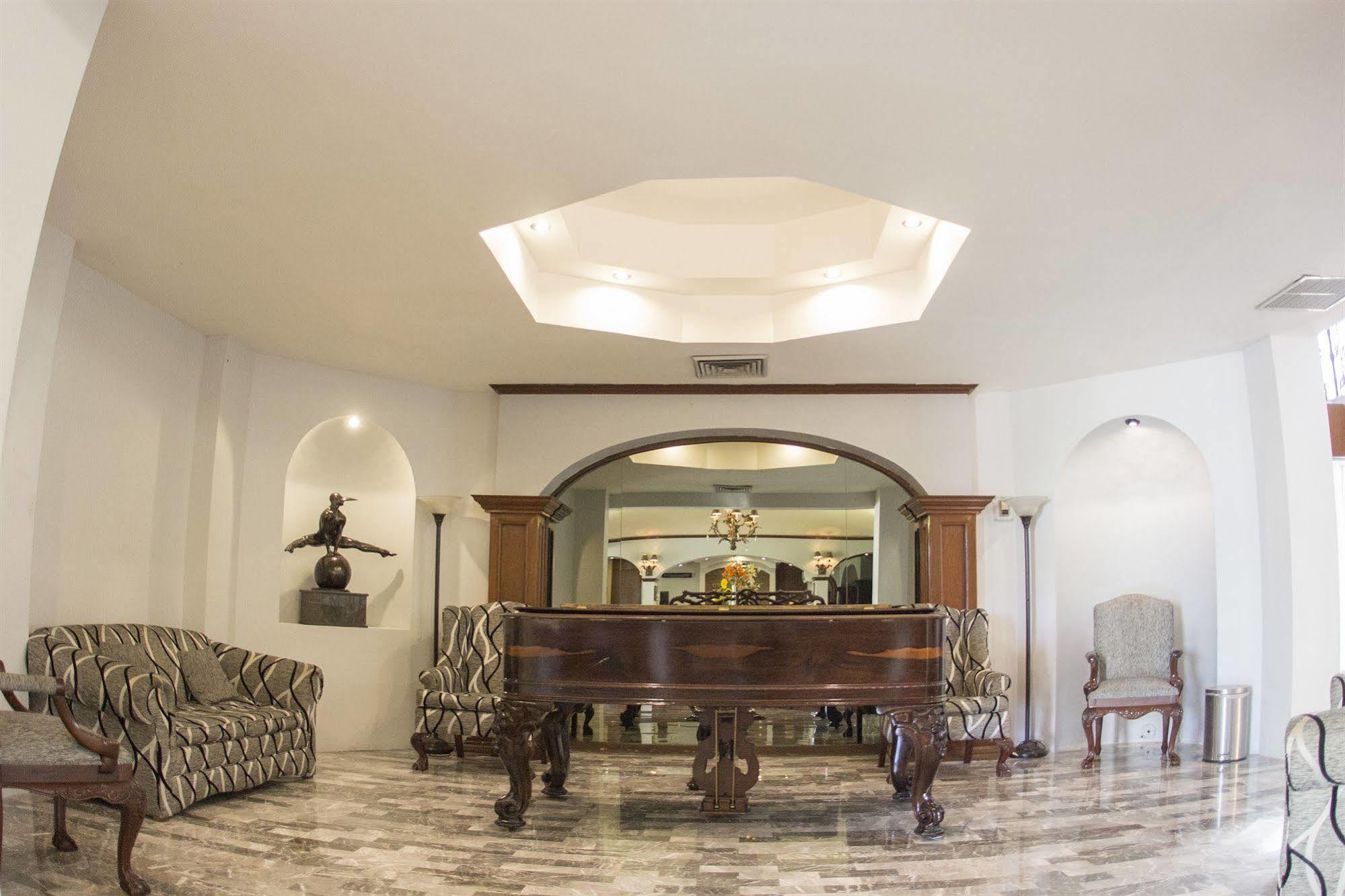 Posada De Tampico Kültér fotó